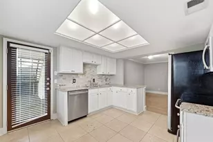 7807 Meadow Park Dr, Dallas, TX 75230 - Photo 9