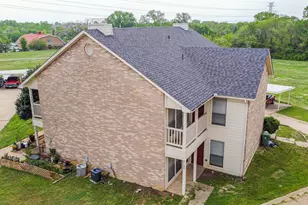 800 Treadwell Ct, Hurst, TX 76053 - Photo 1