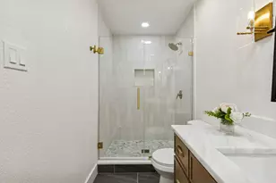 1202 Ryan Ave, Carrollton, TX 75006 - Photo 17