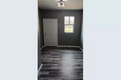 829 E Baltimore Avenue, Fort Worth, TX 76104 - Photo 11