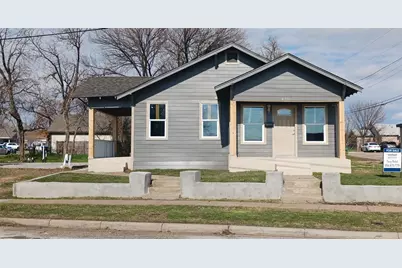 829 E Baltimore Avenue, Fort Worth, TX 76104 - Photo 1