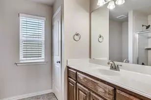 911 Melshire Dr, Garland, TX 75040 - Photo 17