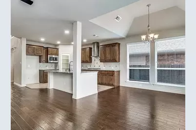 911 Melshire Drive, Garland, TX 75040 - Photo 5