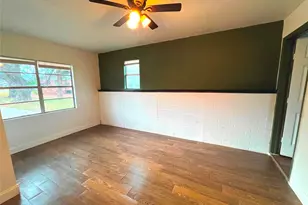 1000 S Andrea Dr, Mabank, TX 75147 - Photo 9