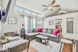 2013 Bedford Ct, Weatherford, TX 76087 - Photo 9