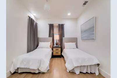 5325 W University Boulevard, Dallas, TX 75209 - Photo 19