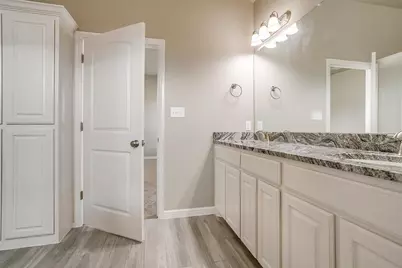 3332 Arrow Creek Drive, Granbury, TX 76049 - Photo 27