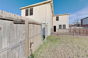 724 Princeton Dr, DeSoto, TX 75115 - Photo 15