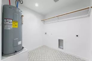 2434 Iroquois St, Dallas, TX 75212 - Photo 35