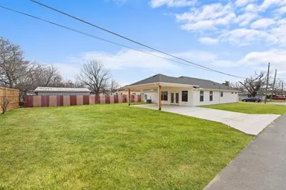 2434 Iroquois Street, Dallas, TX 75212 - Photo 9