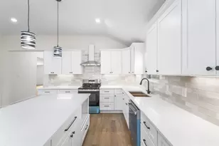 2434 Iroquois St, Dallas, TX 75212 - Photo 13