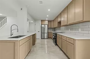 1934 Creek Wood Ct, Irving, TX 75060 - Photo 5