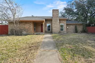 1934 Creek Wood Ct, Irving, TX 75060 - Photo 1
