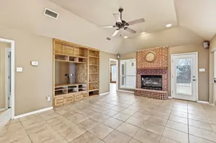 10305 Alta Vista Rd, Fort Worth, TX 76244 - Photo 9