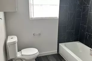 1613 Campbell St, Commerce, TX 75428 - Photo 31