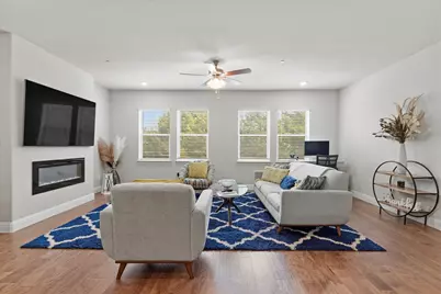 7829 Bayside Drive, Rowlett, TX 75088 - Photo 11