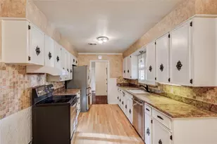 3712 Scranton Dr, Fort Worth, TX 76118 - Photo 5