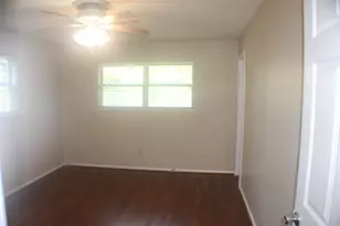 600 Travis Dr, Mineral Wells, TX 76067 - Photo 19