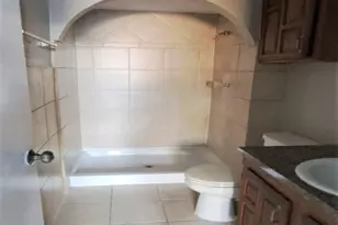 9724 White Ash Rd, Dallas, TX 75249 - Photo 9