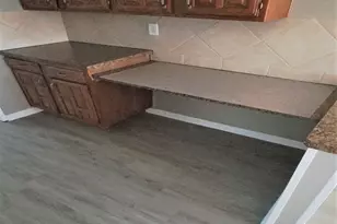 9724 White Ash Rd, Dallas, TX 75249 - Photo 5