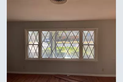 5808 Wales Avenue, Fort Worth, TX 76133 - Photo 3