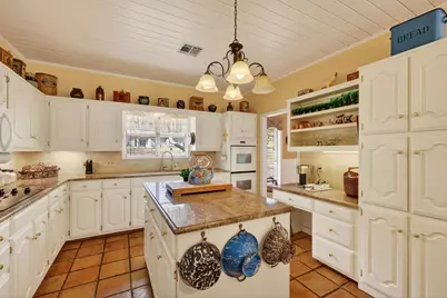 407 N Avenue Z, Clifton, TX 76634 - Photo 11