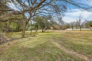 407 N Avenue Z, Clifton, TX 76634 - Photo 39