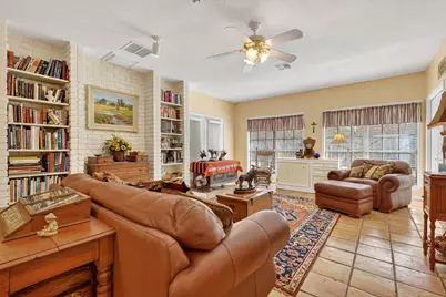 407 N Avenue Z, Clifton, TX 76634 - Photo 17