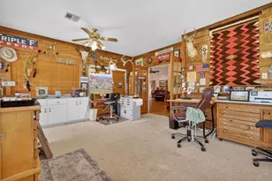 407 N Avenue Z, Clifton, TX 76634 - Photo 27