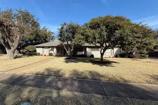 2801 W Aspen Ct, Plano, TX 75075 - Photo 1