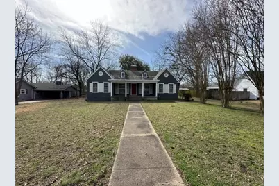 1100 W Jackson Street, Clarksville, TX 75426 - Photo 1