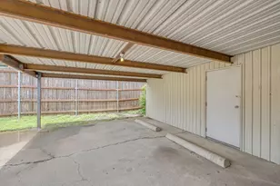 6821 Sierra Dr, North Richland Hills, TX 76180 - Photo 9