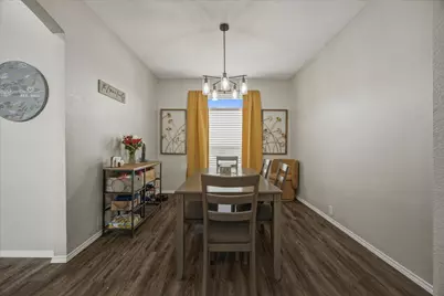 322 Sweet Leaf Lane, Lake Dallas, TX 75065 - Photo 5