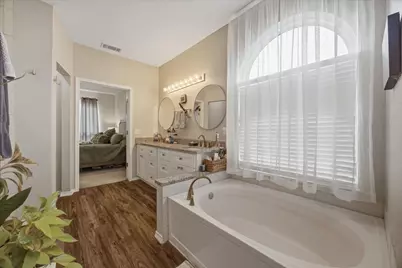 322 Sweet Leaf Lane, Lake Dallas, TX 75065 - Photo 11