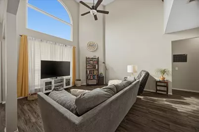 322 Sweet Leaf Lane, Lake Dallas, TX 75065 - Photo 9