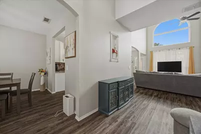 322 Sweet Leaf Lane, Lake Dallas, TX 75065 - Photo 3