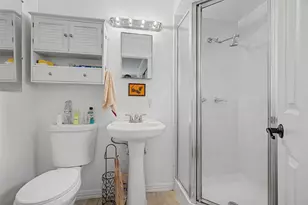 2009 Charleston Dr, Bedford, TX 76022 - Photo 19