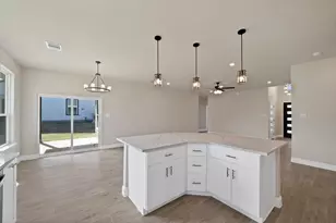 617 Lanai Cir, Runaway Bay, TX 76426 - Photo 15