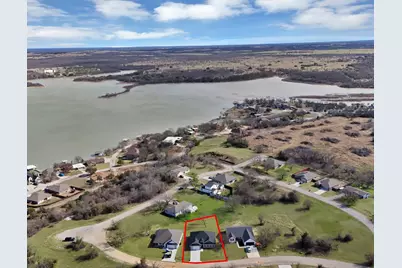 617 Lanai Circle, Runaway Bay, TX 76426 - Photo 7