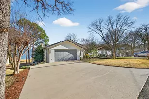 353 Winding Shore Dr, Tool, TX 75143 - Photo 33