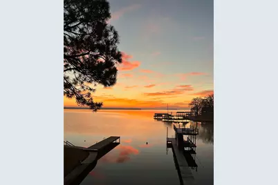 353 Winding Shore Drive, Tool, TX 75143 - Photo 1