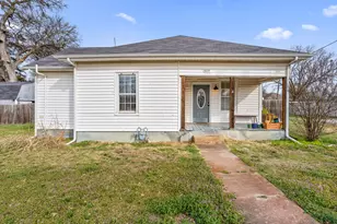 503 N Pearl St, Trenton, TX 75490 - Photo 1