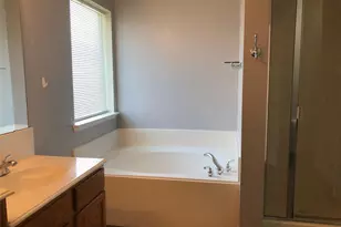 1016 Chesterfield Dr, Murphy, TX 75094 - Photo 9