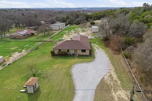 301 Calhoun Bend, Azle, TX 76020 - Photo 1