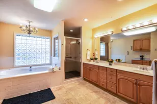 5731 Mona Ln, Dallas, TX 75236 - Photo 13