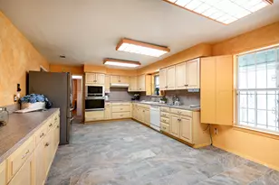 5731 Mona Ln, Dallas, TX 75236 - Photo 7