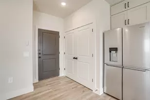 408 Foch St, Fort Worth, TX 76107 - Photo 7