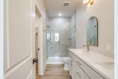 408 Foch Street #201, Fort Worth, TX 76107 - Photo 15