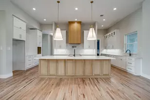 456 Acorn Trl, Granbury, TX 76049 - Photo 15