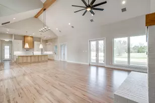 456 Acorn Trl, Granbury, TX 76049 - Photo 15